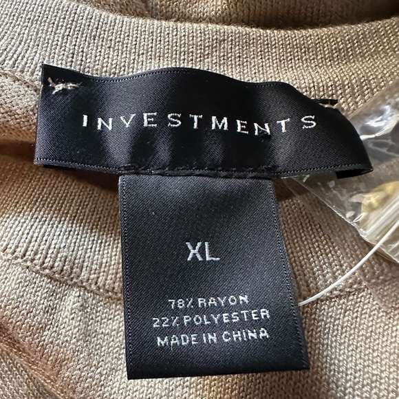 NEW, Investment Women's Beige Long Sleeve Sweater Size XL - Picture 4 of 7